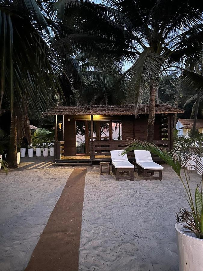 Mamagoa Beach Resort Мандрем Екстериор снимка