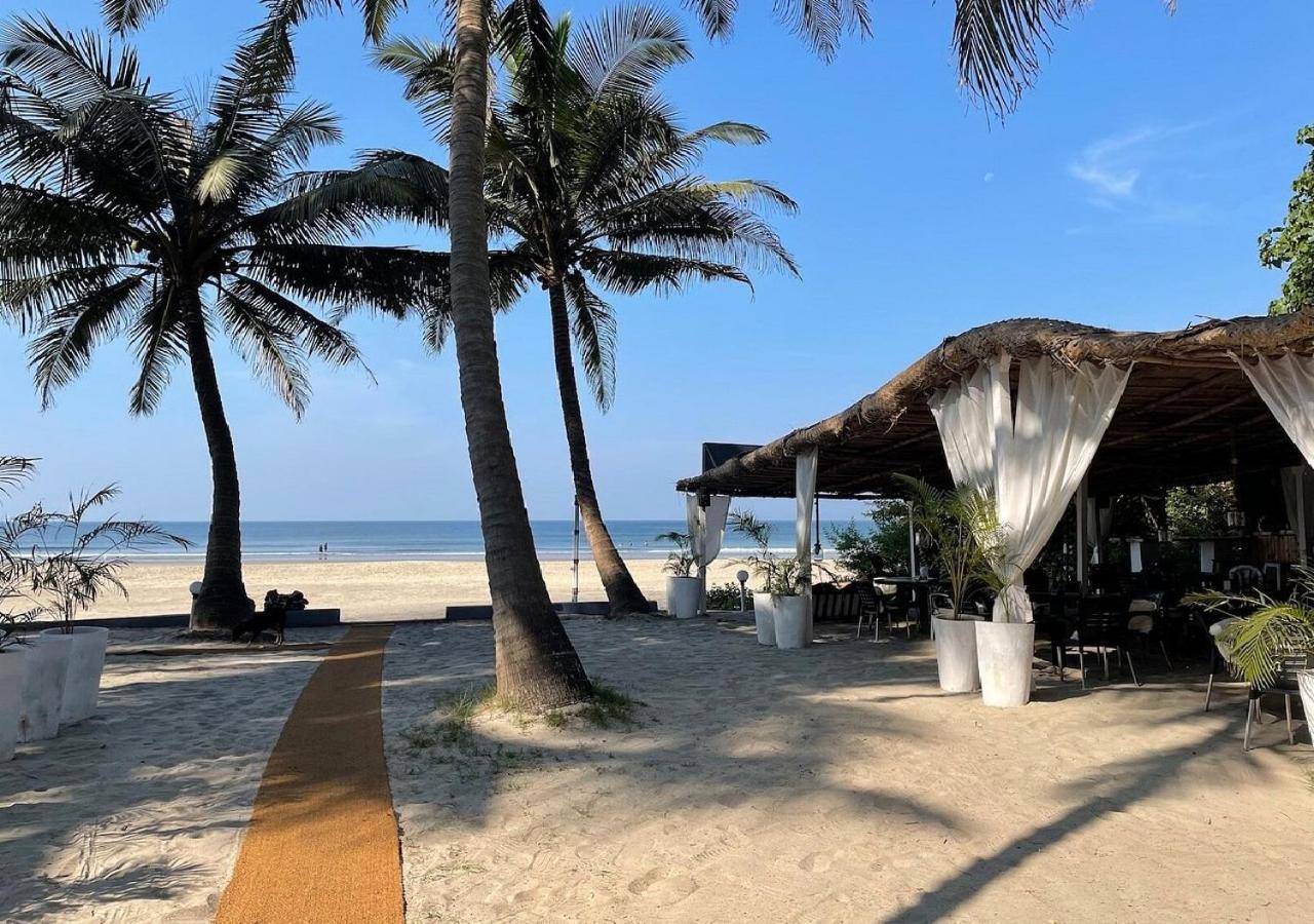 Mamagoa Beach Resort Мандрем Екстериор снимка