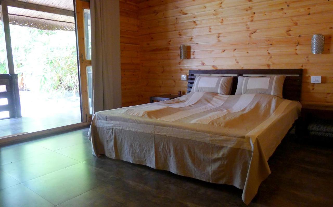 Mamagoa Beach Resort Мандрем Екстериор снимка