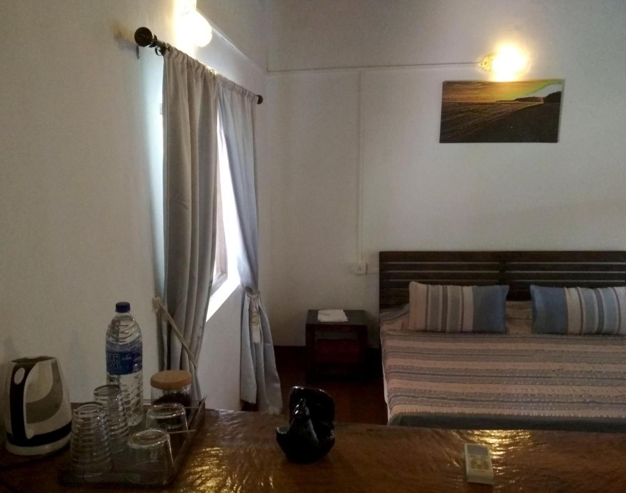 Mamagoa Beach Resort Мандрем Екстериор снимка